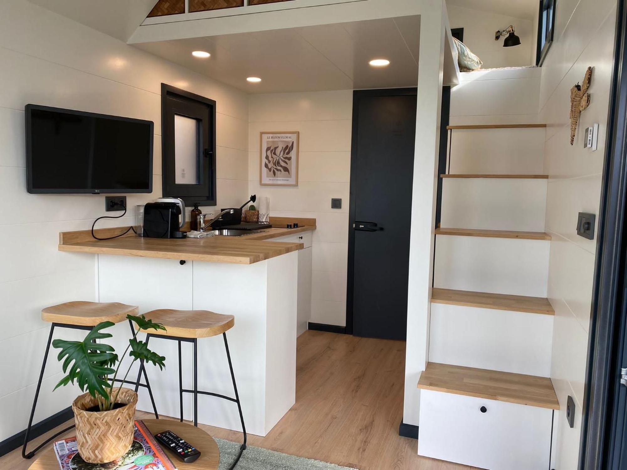 Tiny House With Sauna & Jacuzzi Near Amsterdam Vijfhuizen Экстерьер фото